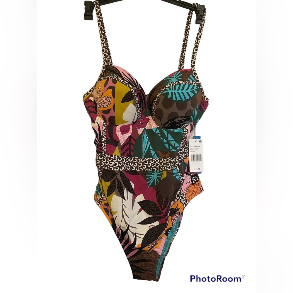 😍🤩- NWT BLEU/ROD BEATTIE Women’s size 8 one piece swimsuit 😍💕🤩
